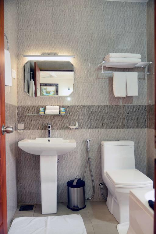 Lazaani Hotel Colombo Luaran gambar