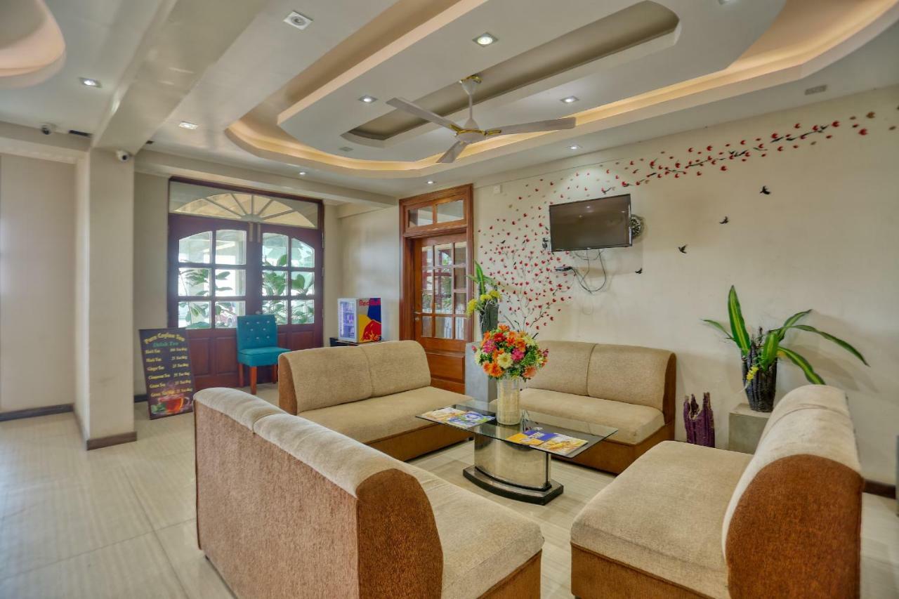 Lazaani Hotel Colombo Luaran gambar